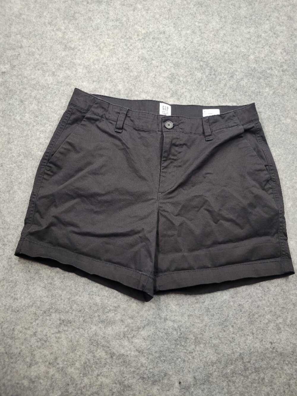 Gap womens shorts size 6 black good condition